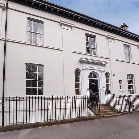 50A Clifton Garth Apartment York Exterior photo